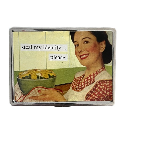 Vintage Reusited "Steal My Identity... Please."
ID holder ID CASE HOLDER - Picture 6 of 6